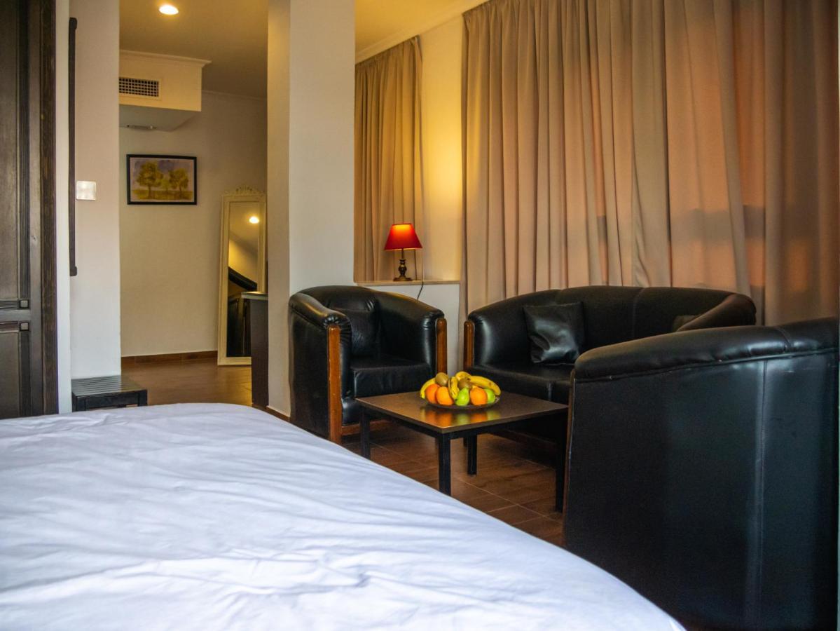 Hotel L'Aeroport 나도르 외부 사진